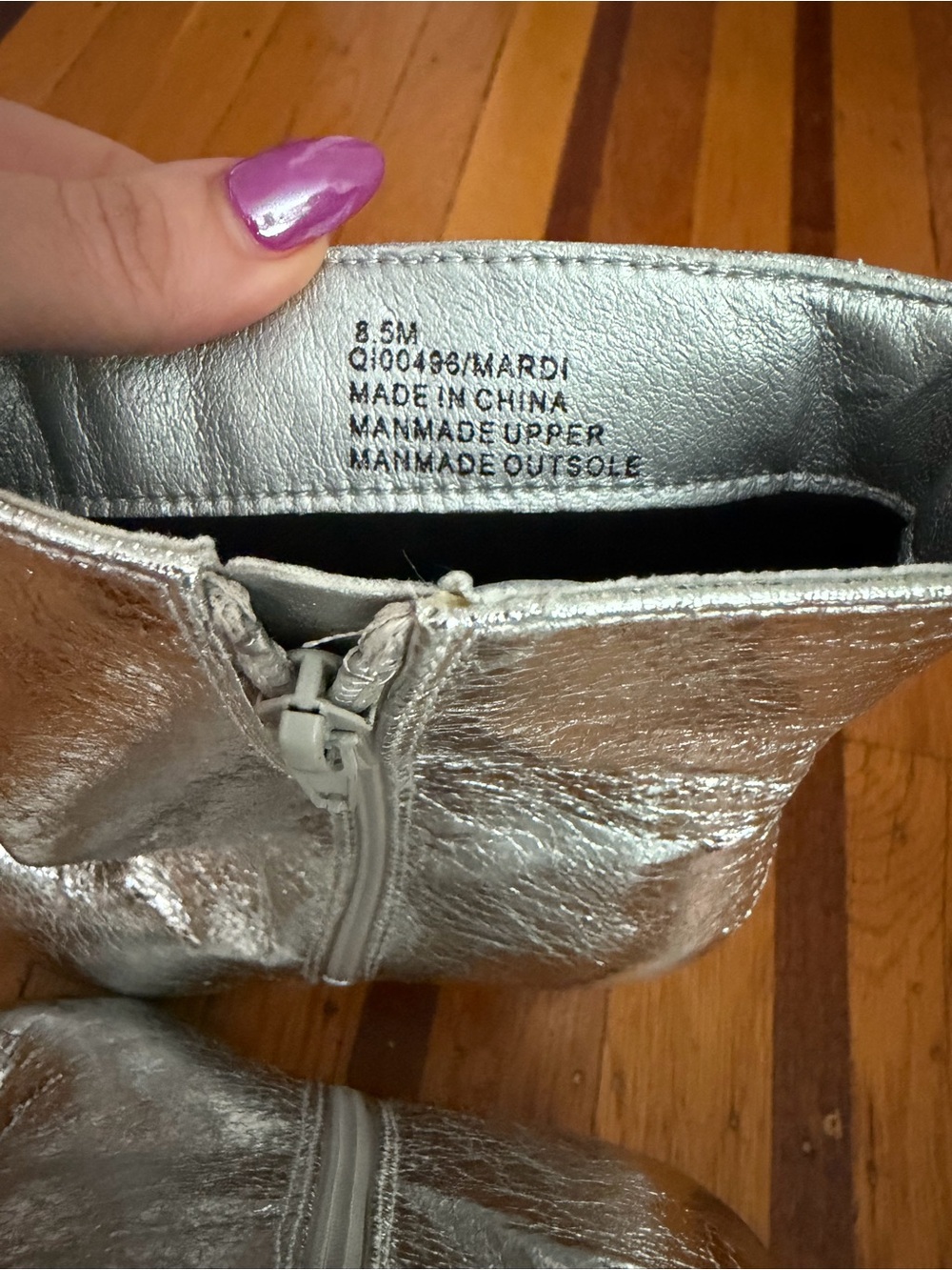 MIA silver metallic boots booties Mardi 8.5 like new holiday - Picture 4 of 6